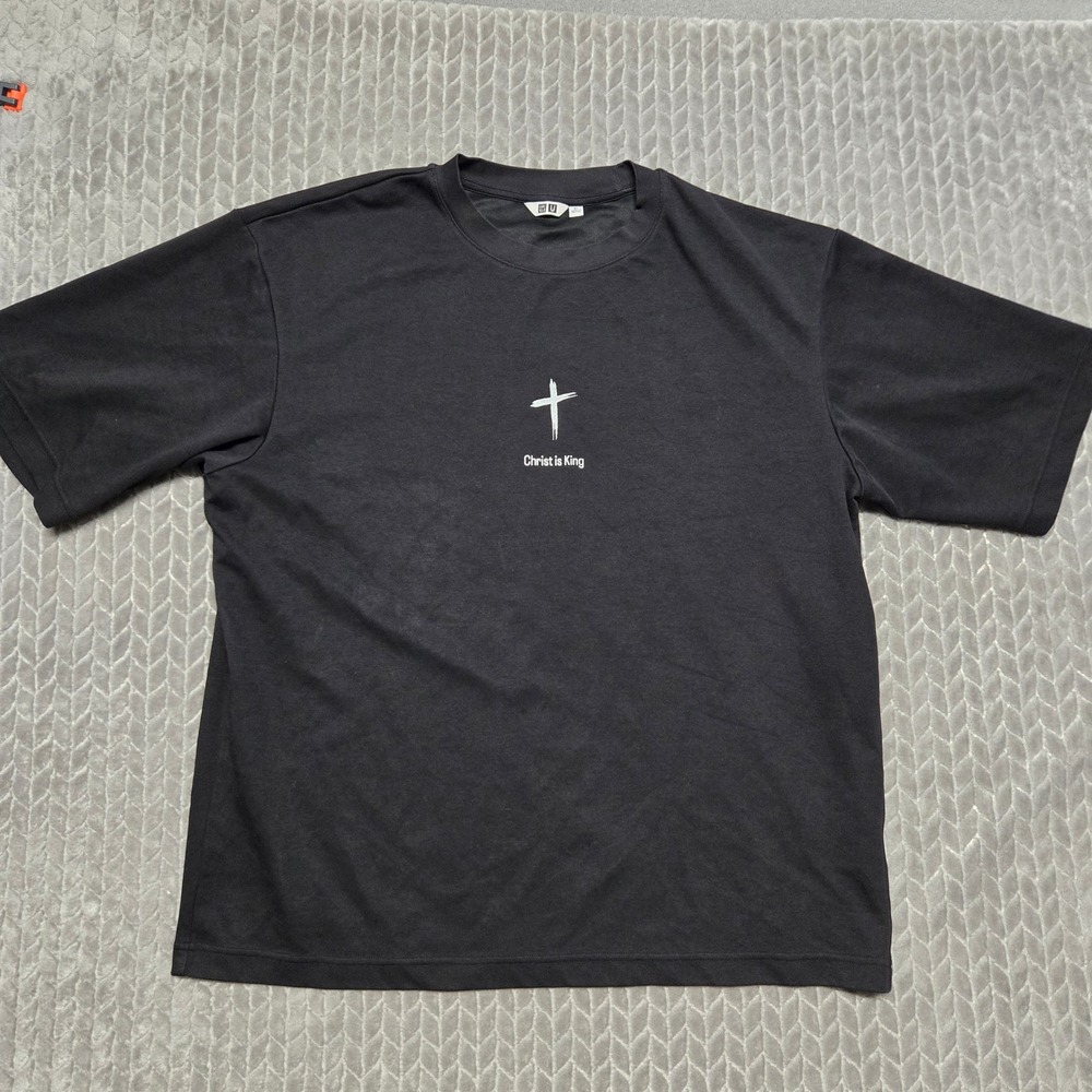 Uniqlo U AIRism Christ is King Cross Graphic T-Shirt Black Mens XL 341-465185